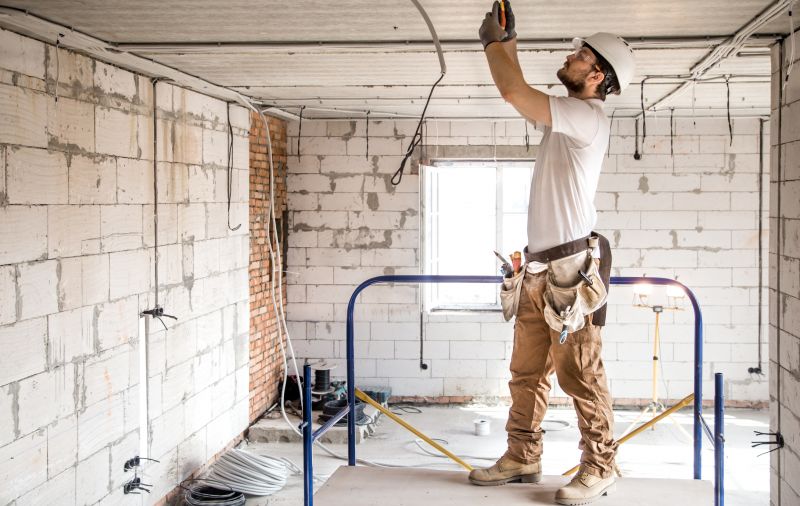 Local Handyman Ceiling Repair pros at work